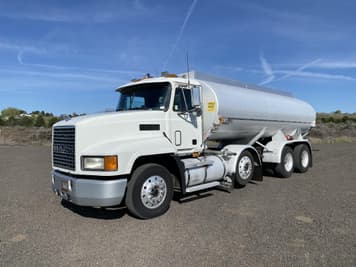 Main image Mack CH613